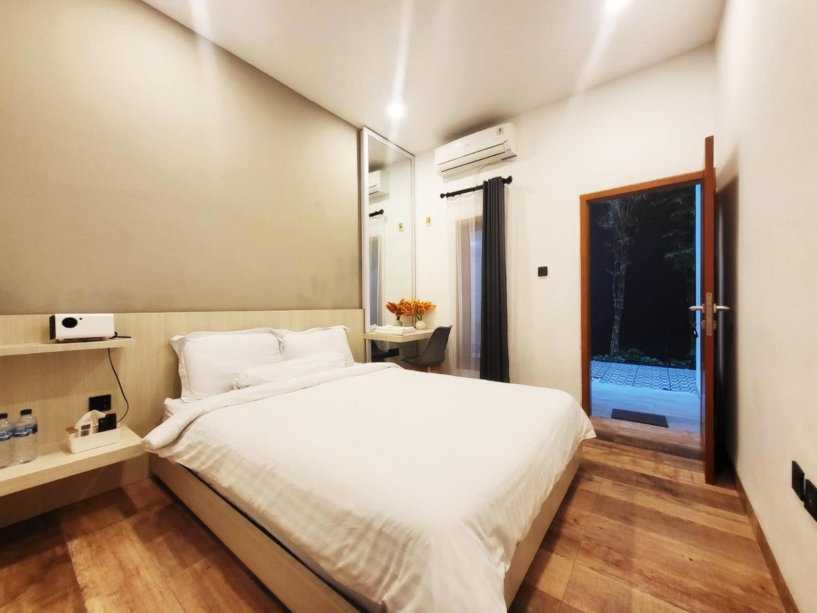 Cabin15 - Syariah Blitar Ngoại thất bức ảnh