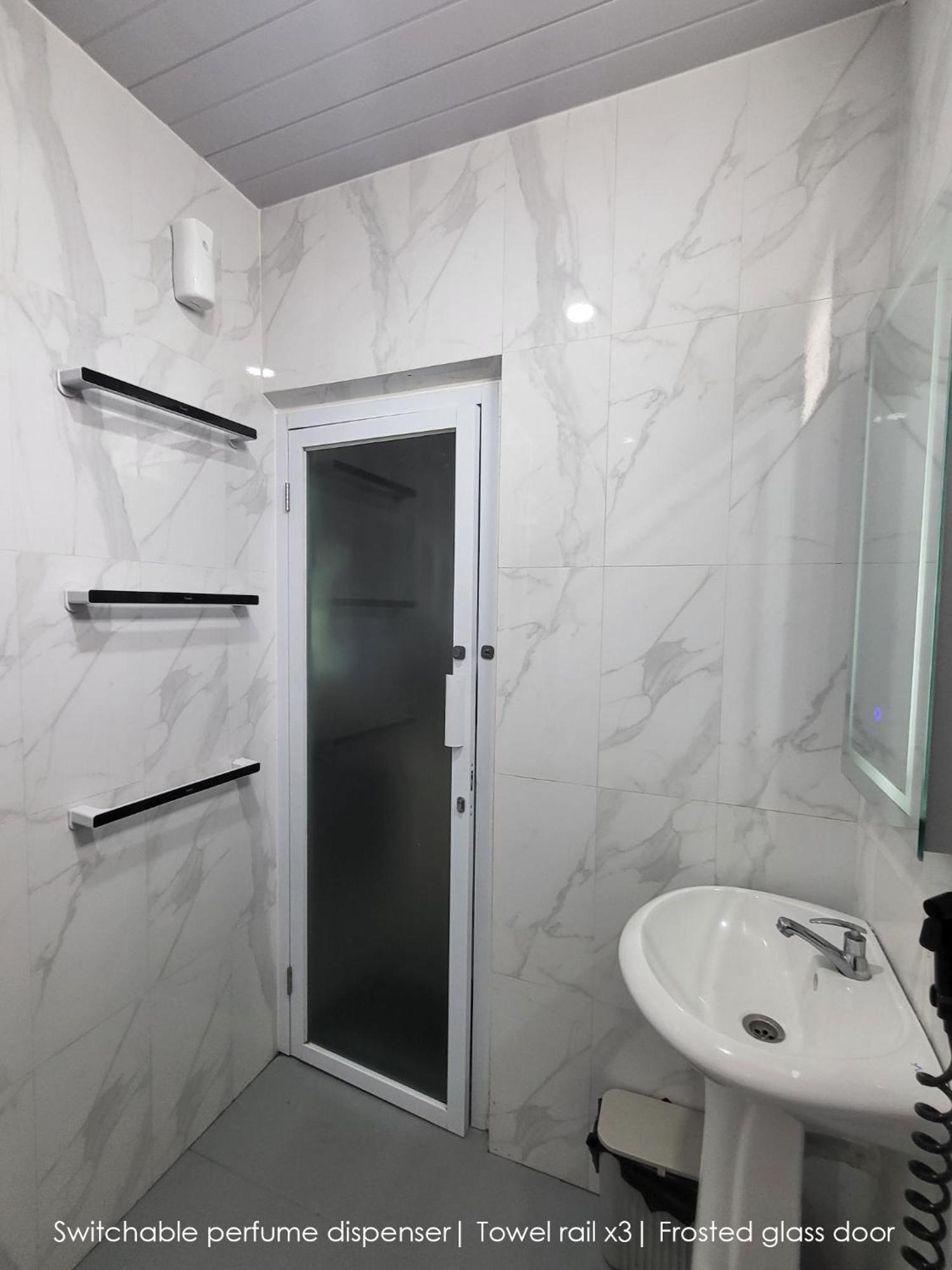 Cabin15 - Syariah Blitar Ngoại thất bức ảnh